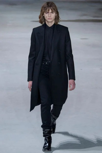 Look 31